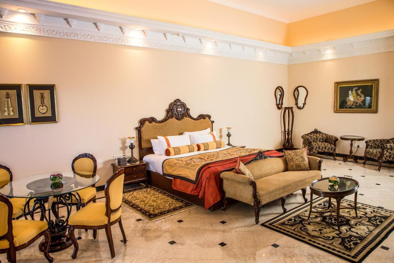The Lalit Laxmi Vilas Palace Udaipur Exterior photo
